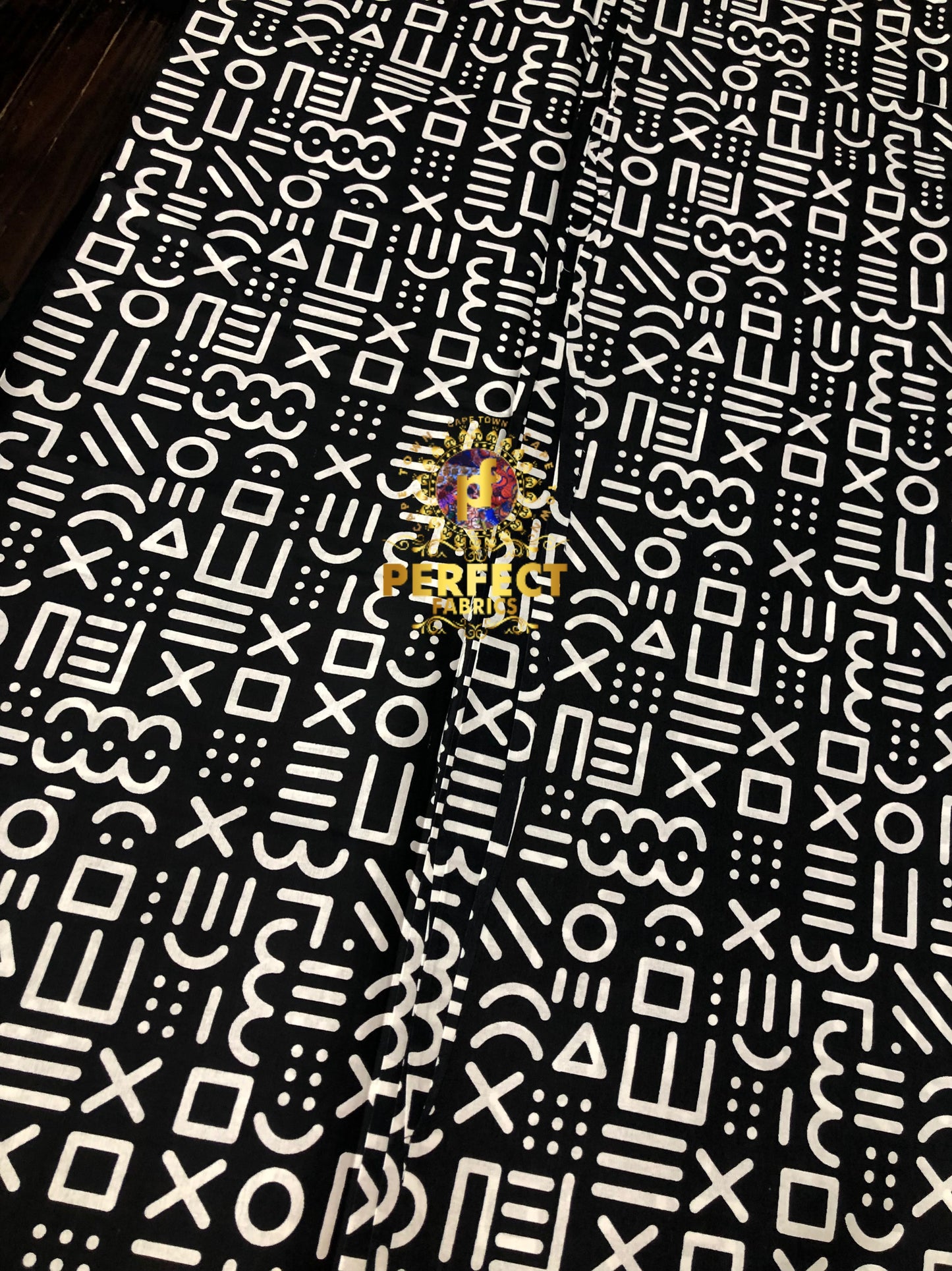 Black & White Tribal Ankara