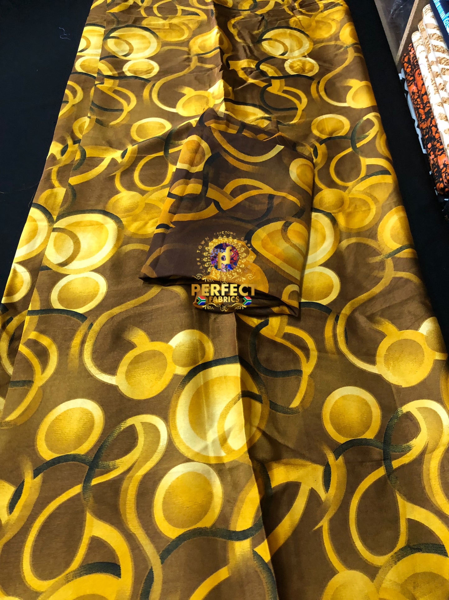 Unique Gold & Brown Tones Silk Set