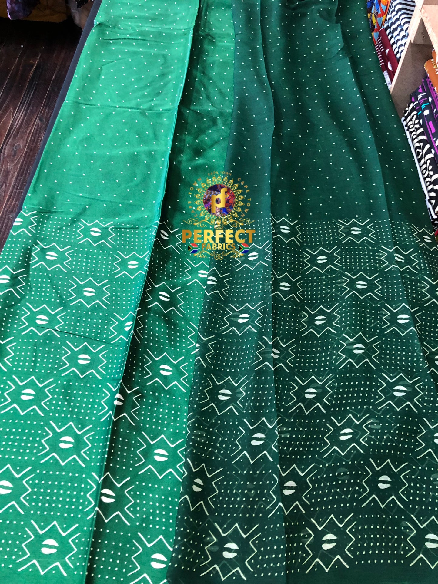 Green & White Tribal Silk Set