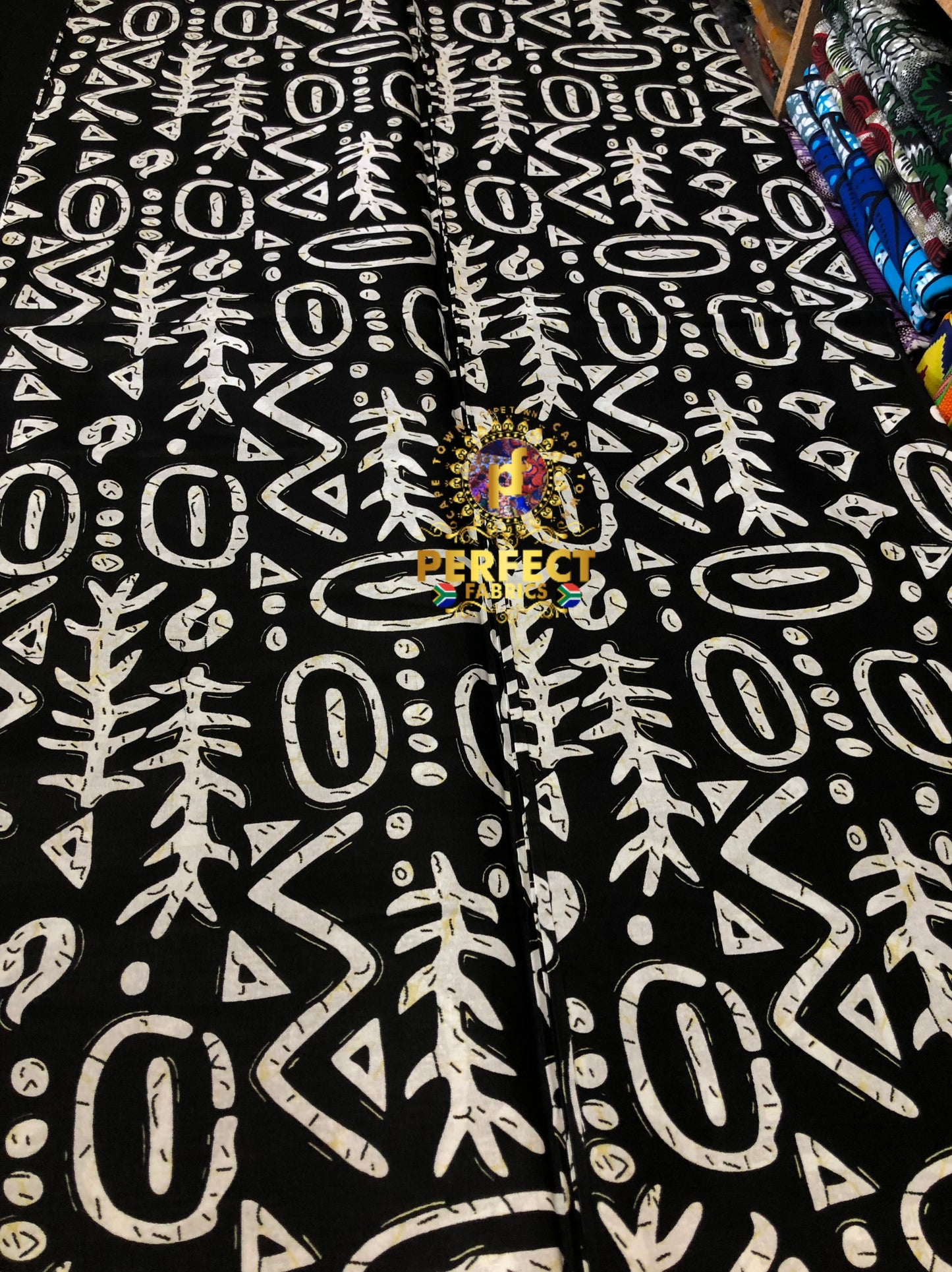 Black & White Tribal Ankara