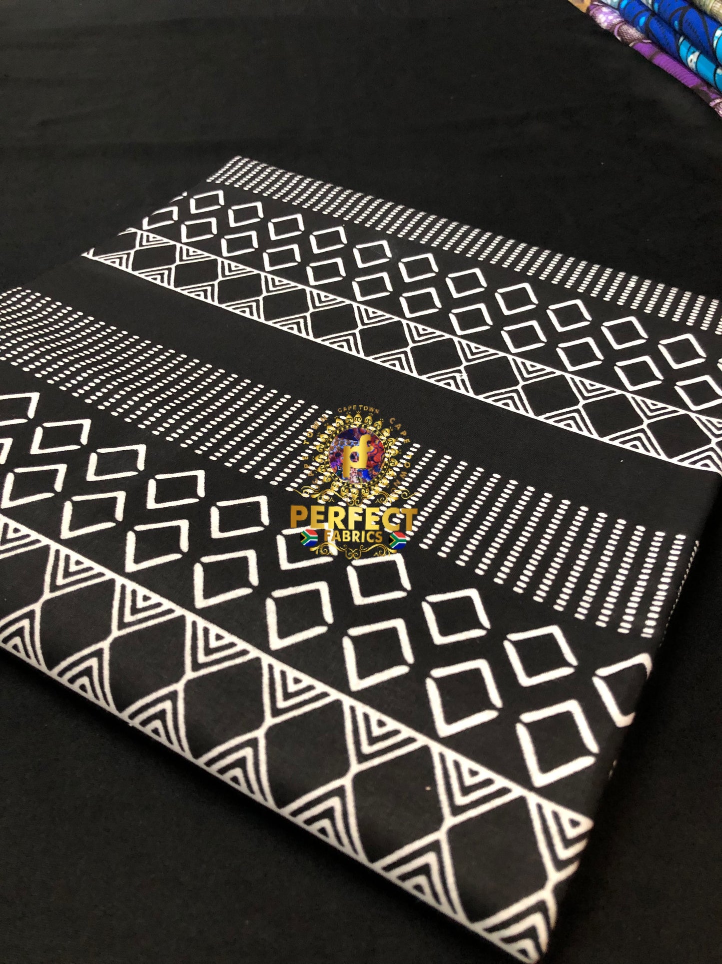 Black & White Tribal Ankara
