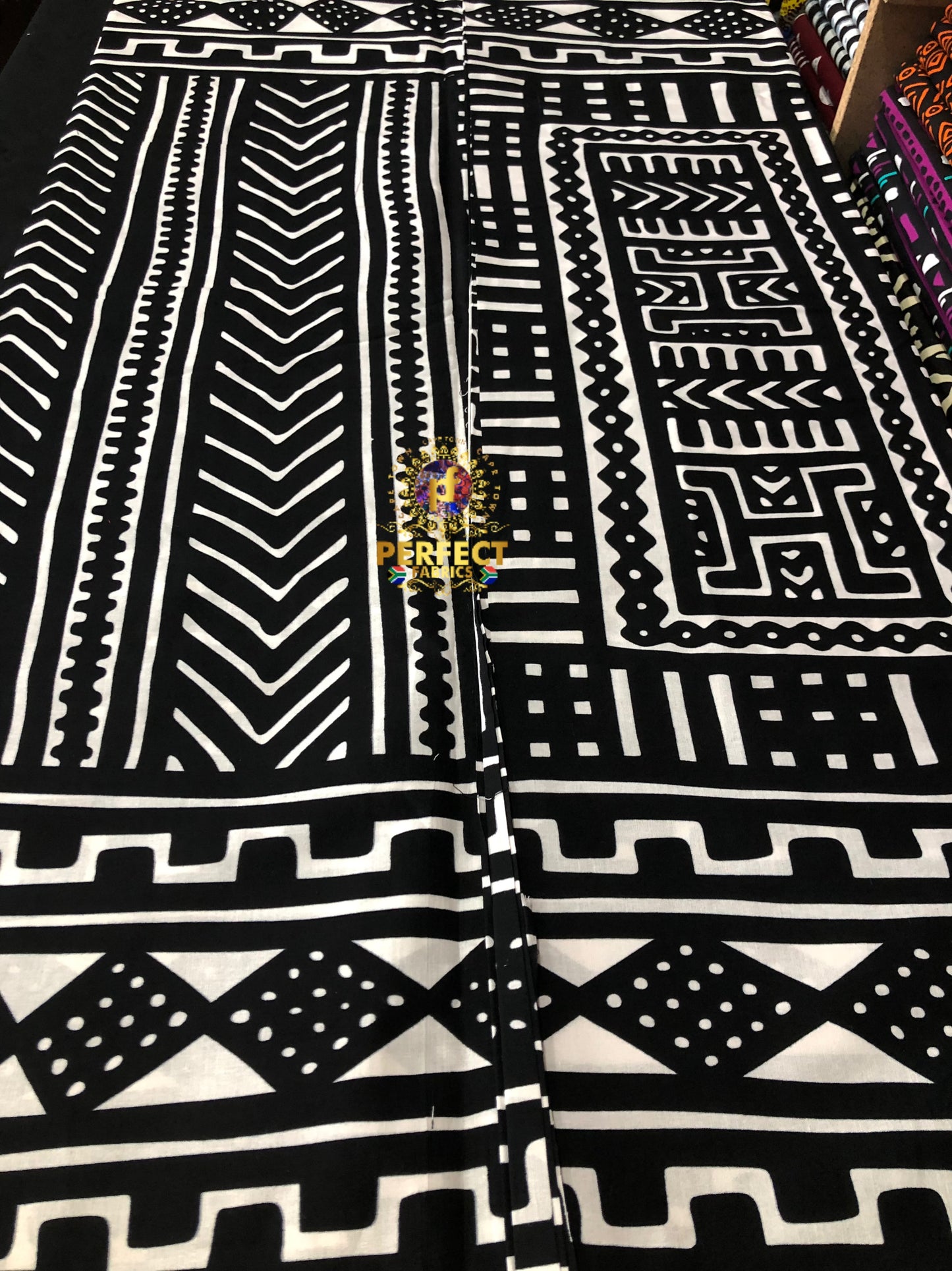 Black & White Tribal Ankara