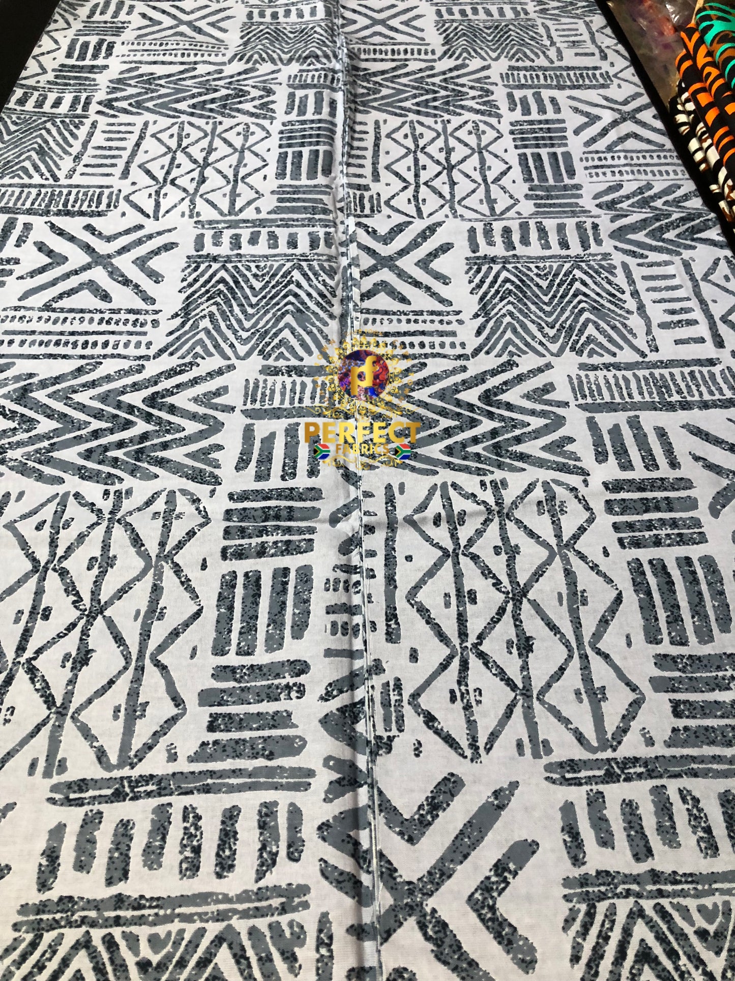 Gray Toned Tribal Ankara