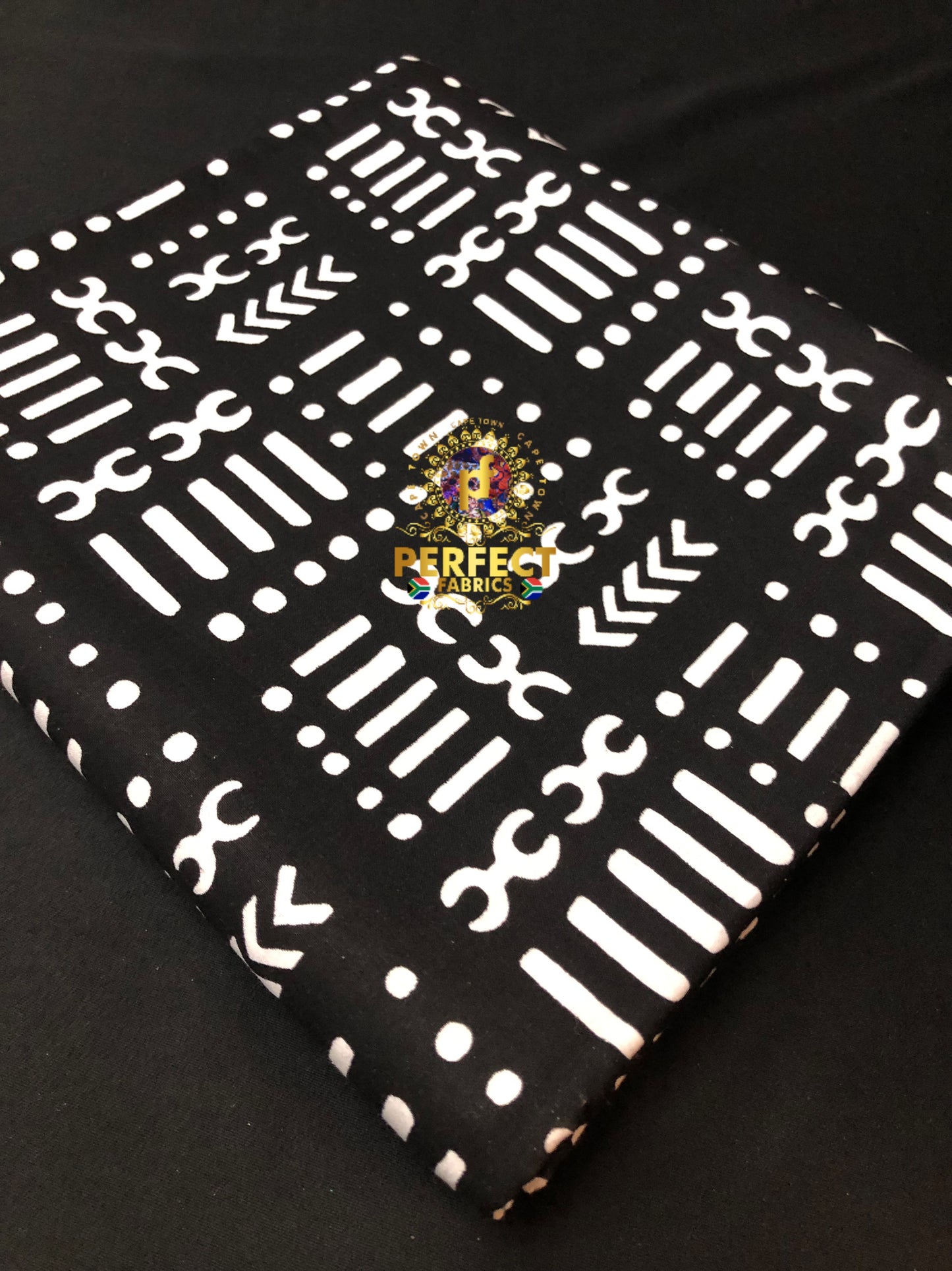 Black & White Tribal Ankara