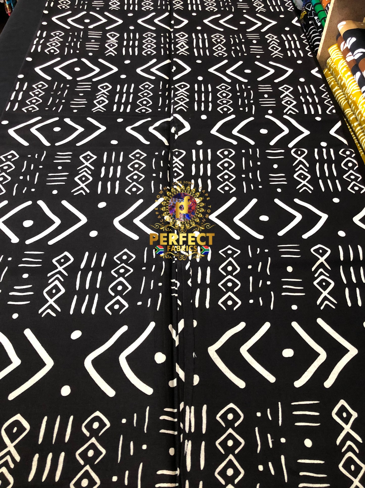 Black & White Tribal Ankara