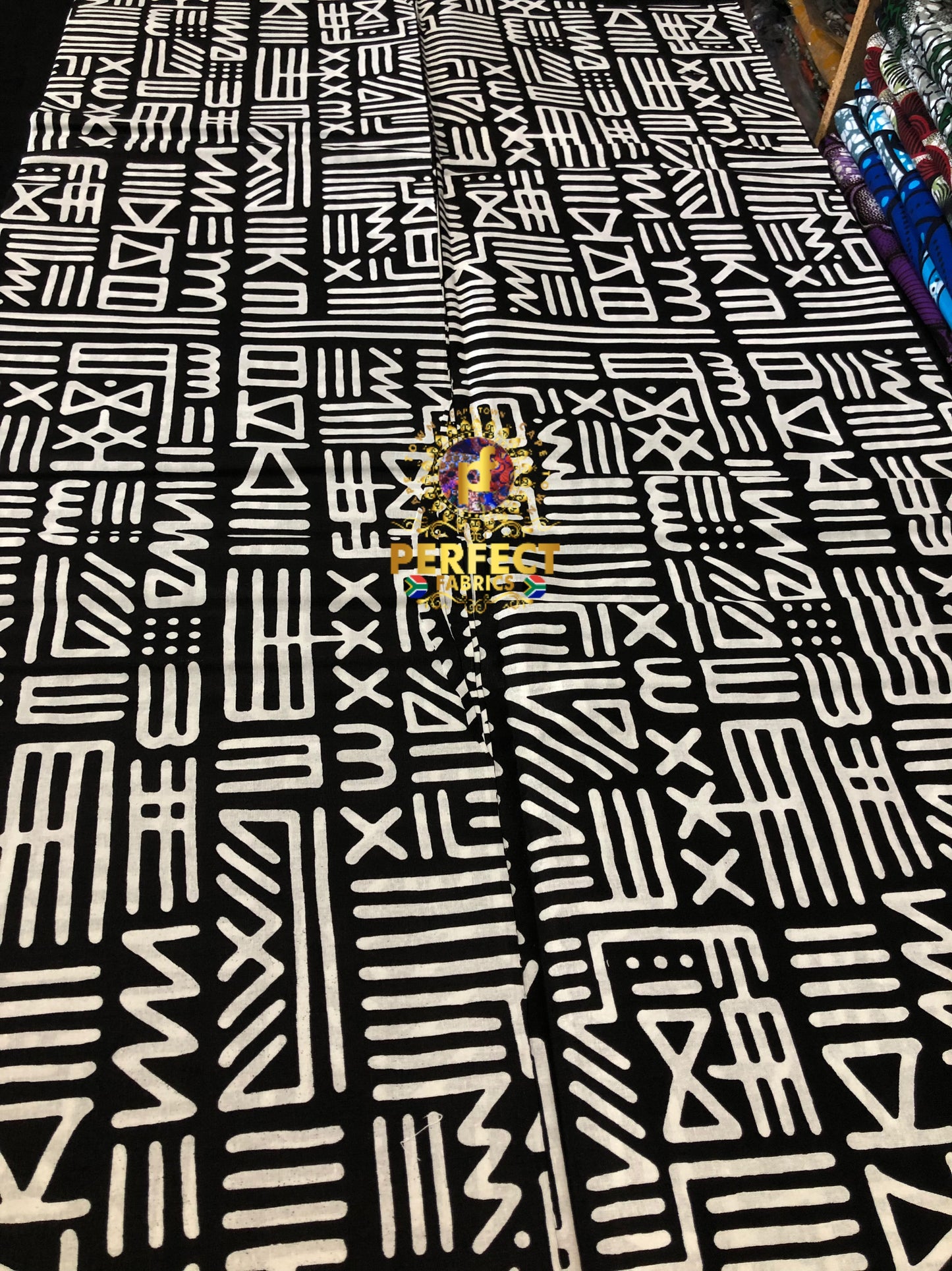 Black & White Tribal Ankara