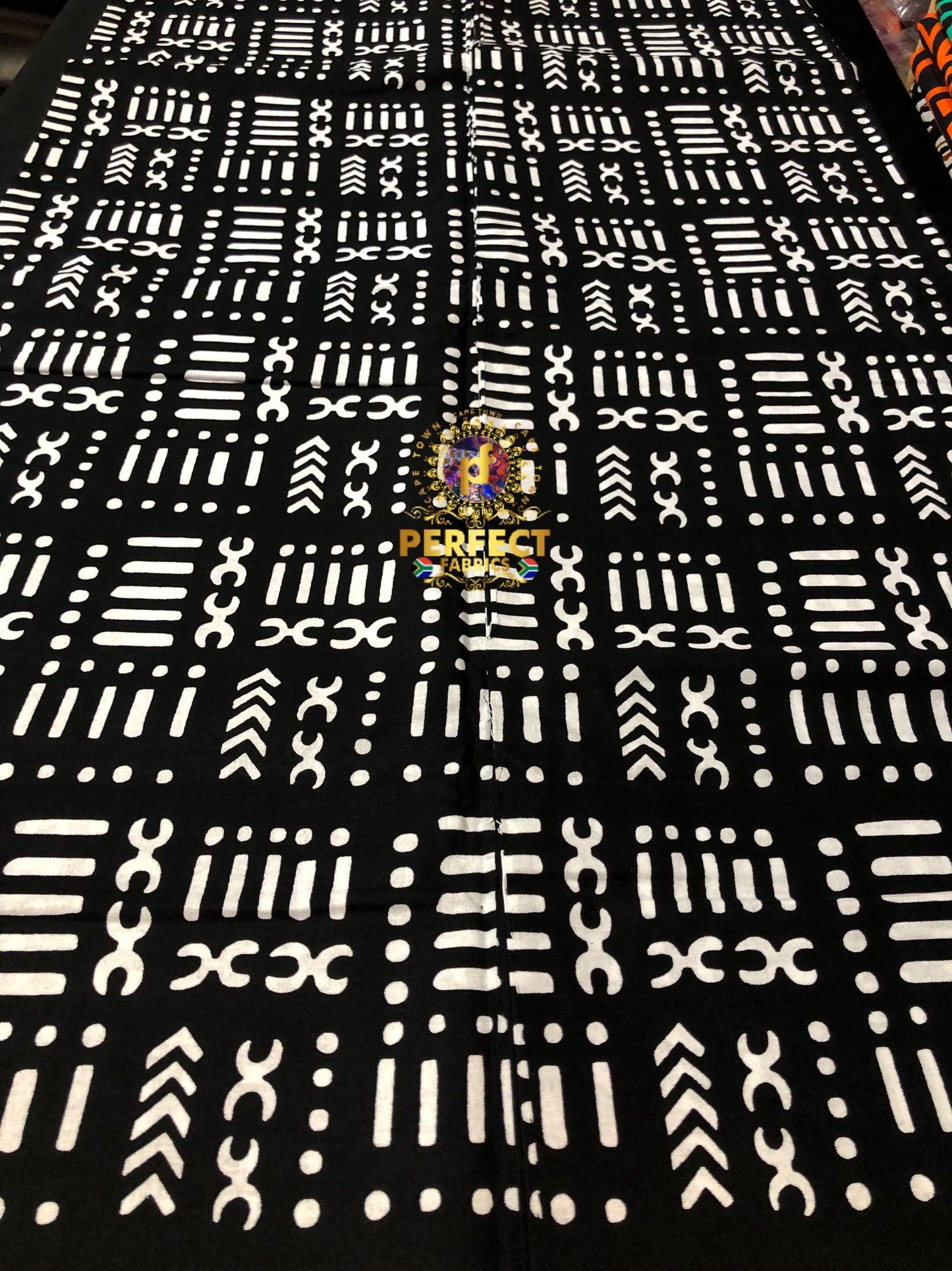 Black & White Tribal Ankara