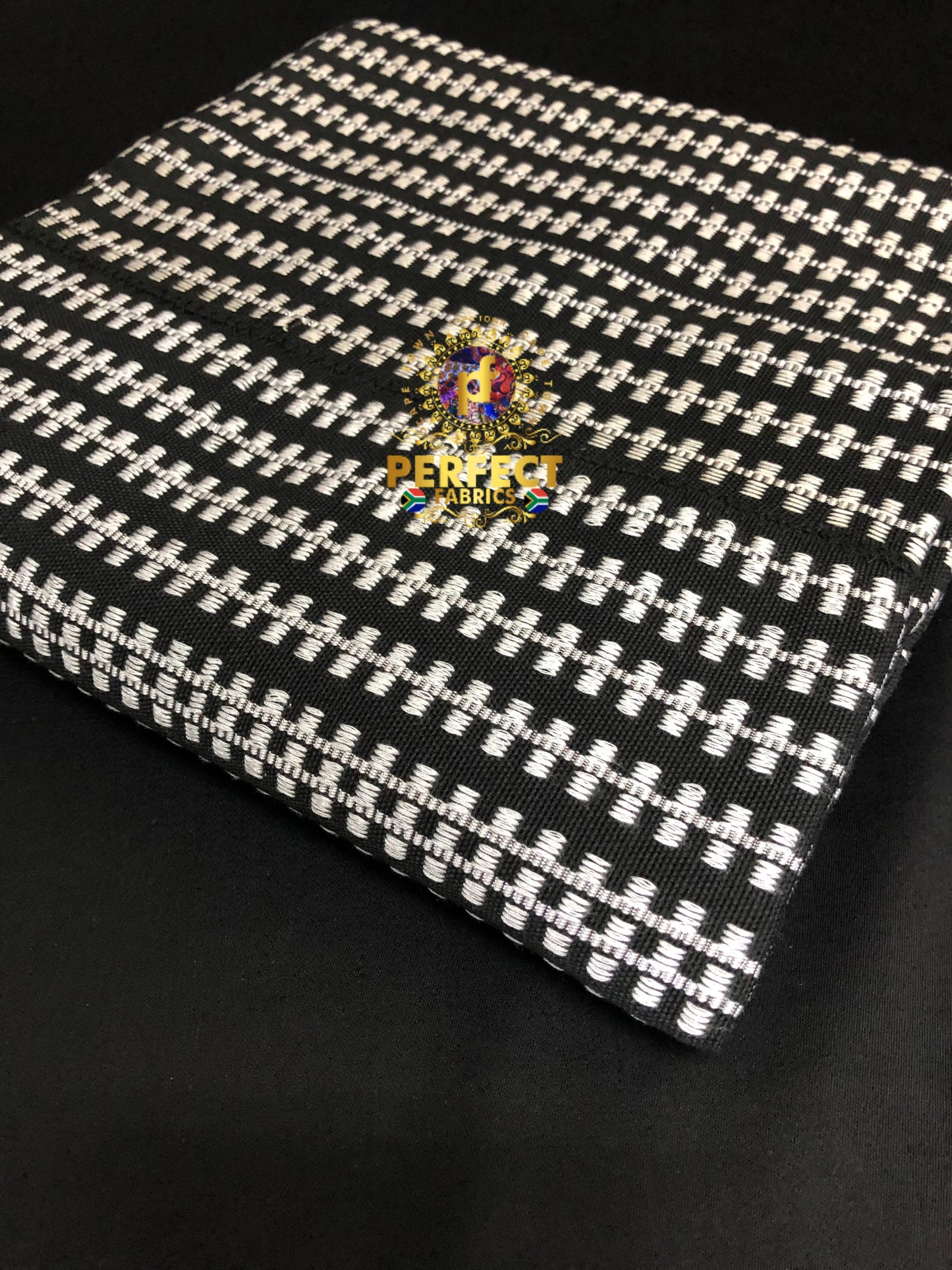 Black & White Fugu Kente