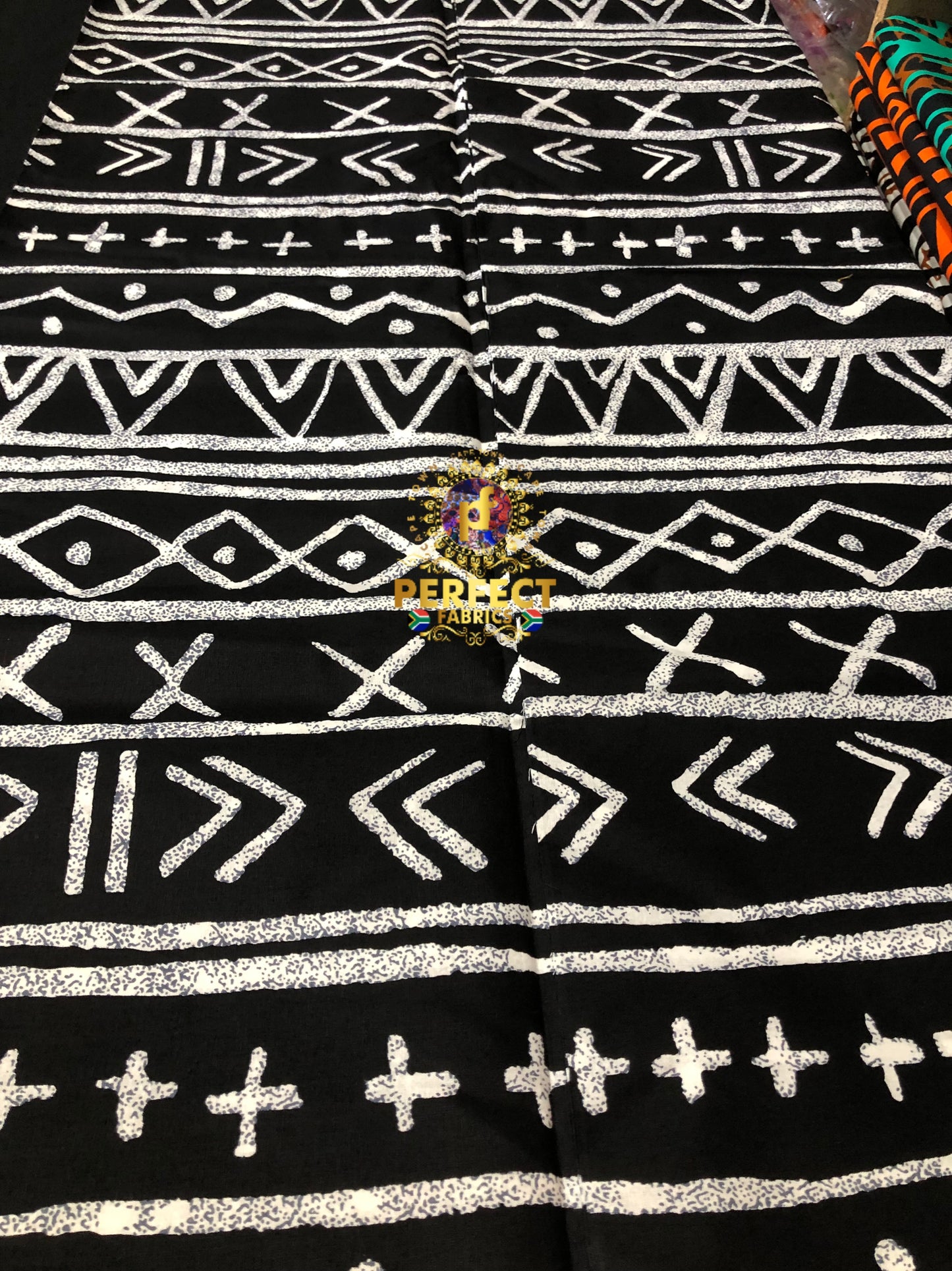 Black & White Tribal Ankara